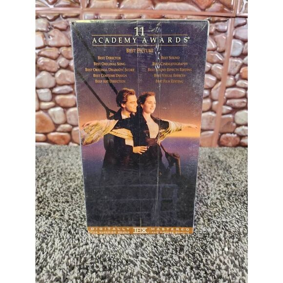 Sealed VHS Double Titantic - Picture 3 of 7